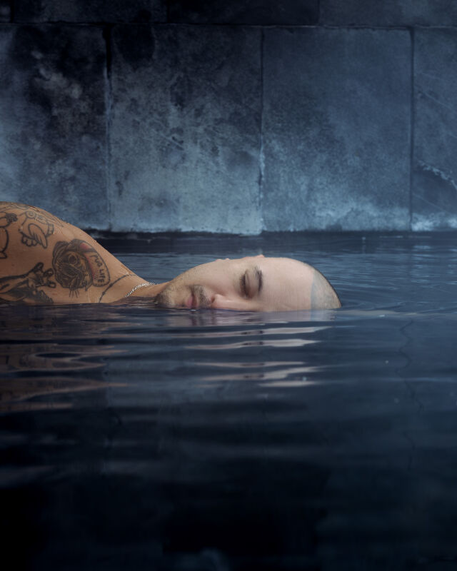 Neurobeauty: a fine line between brains and skin